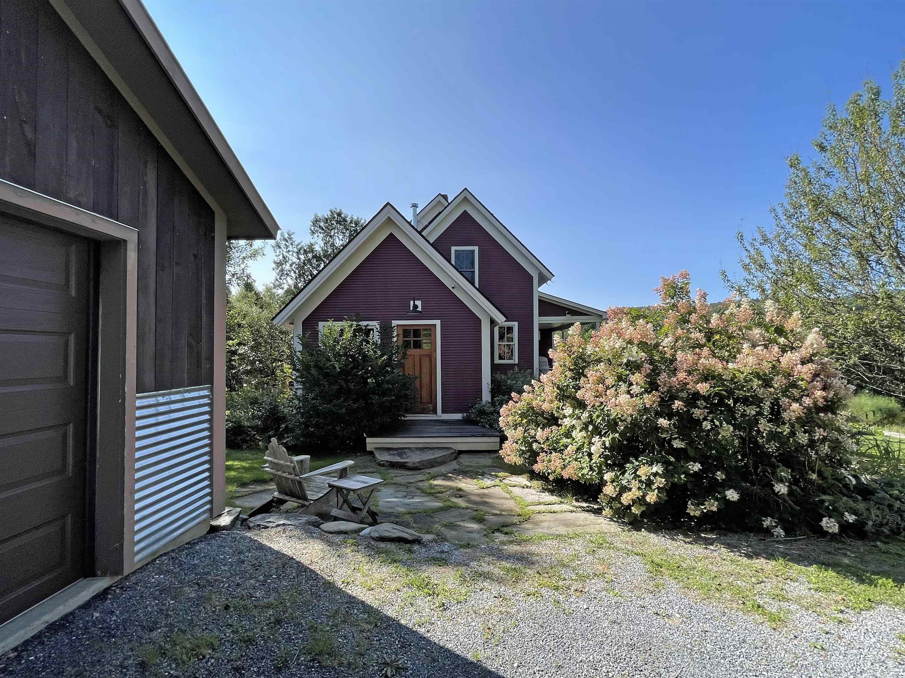 485 Quaker Street Lincoln, VT 05443 - Photo 2 of 32