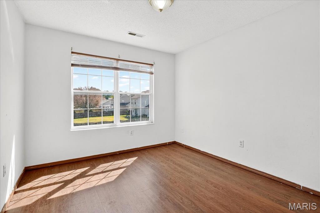 307 Shannon Lane Belleville, IL 62221 - Photo 8 of 23 Gallery Image 8