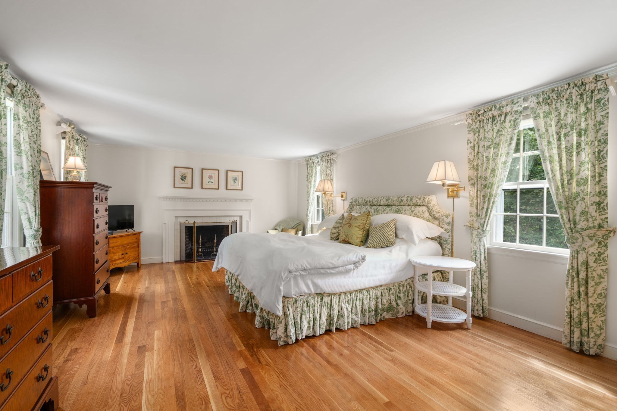 4 Cherry Brook Road Weston, MA 02493 - Photo 21 of 40 Gallery Image 21