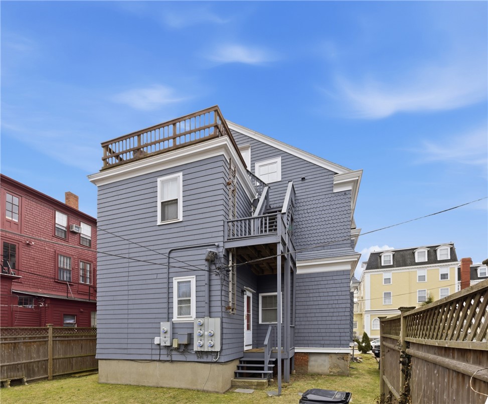 12 Catherine Street, Unit 2 Newport, RI 02840 - Photo 33 of 38