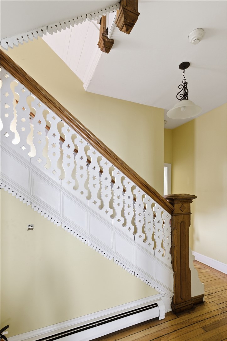 12 Catherine Street, Unit 2 Newport, RI 02840 - Photo 4 of 38