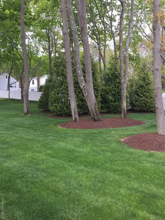 $1,699,000 | 2 South Valley Road, Hampton Bays, NY 11946