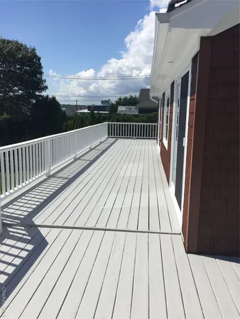 $1,699,000 | 2 South Valley Road, Hampton Bays, NY 11946