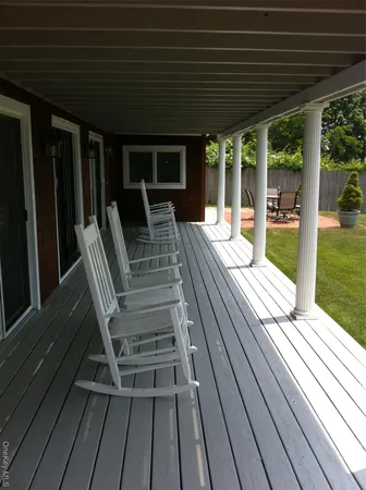 $1,699,000 | 2 South Valley Road, Hampton Bays, NY 11946