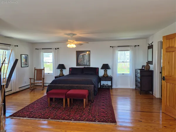 $1,699,000 | 2 South Valley Road, Hampton Bays, NY 11946