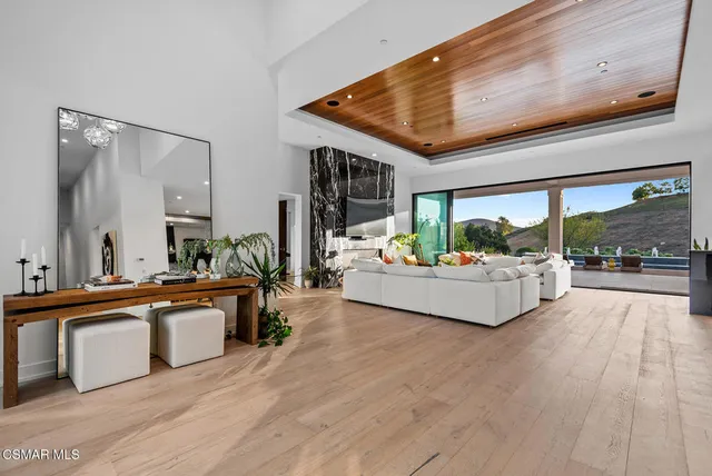 $7,999,950 | 2111 High Knoll Circle, Westlake Village, CA 91362