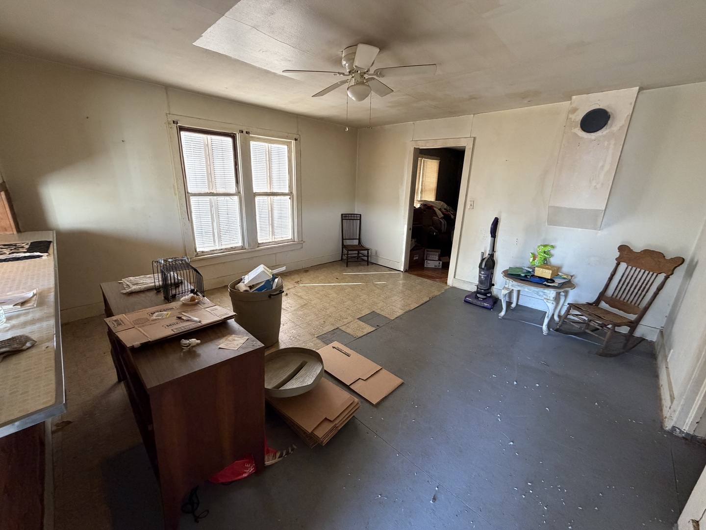 509 Main Street Walnut Hill, IL 62893 - Photo 5 of 9