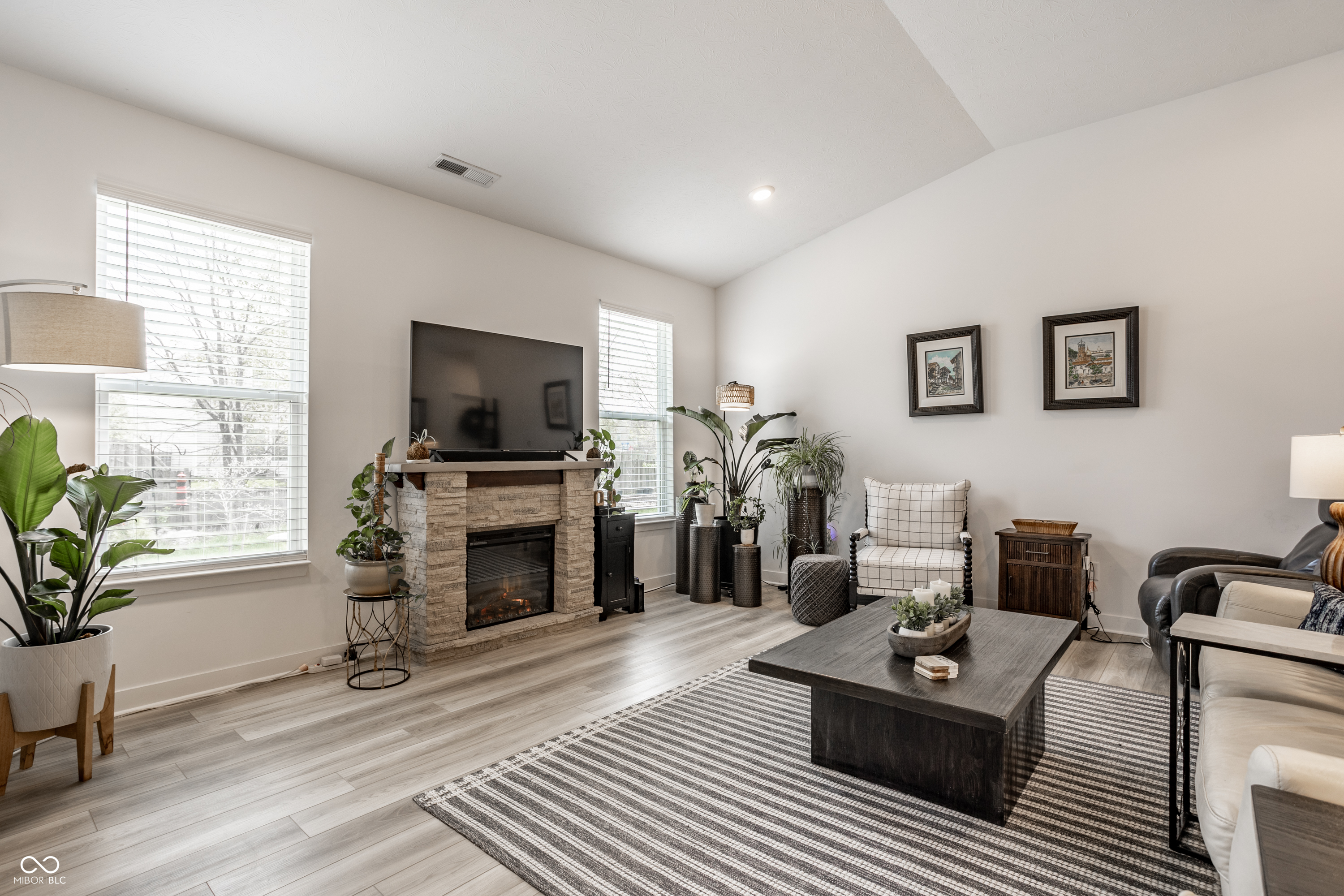 8398 Hulton Road Pendleton, IN 46064 - Photo 8 of 28