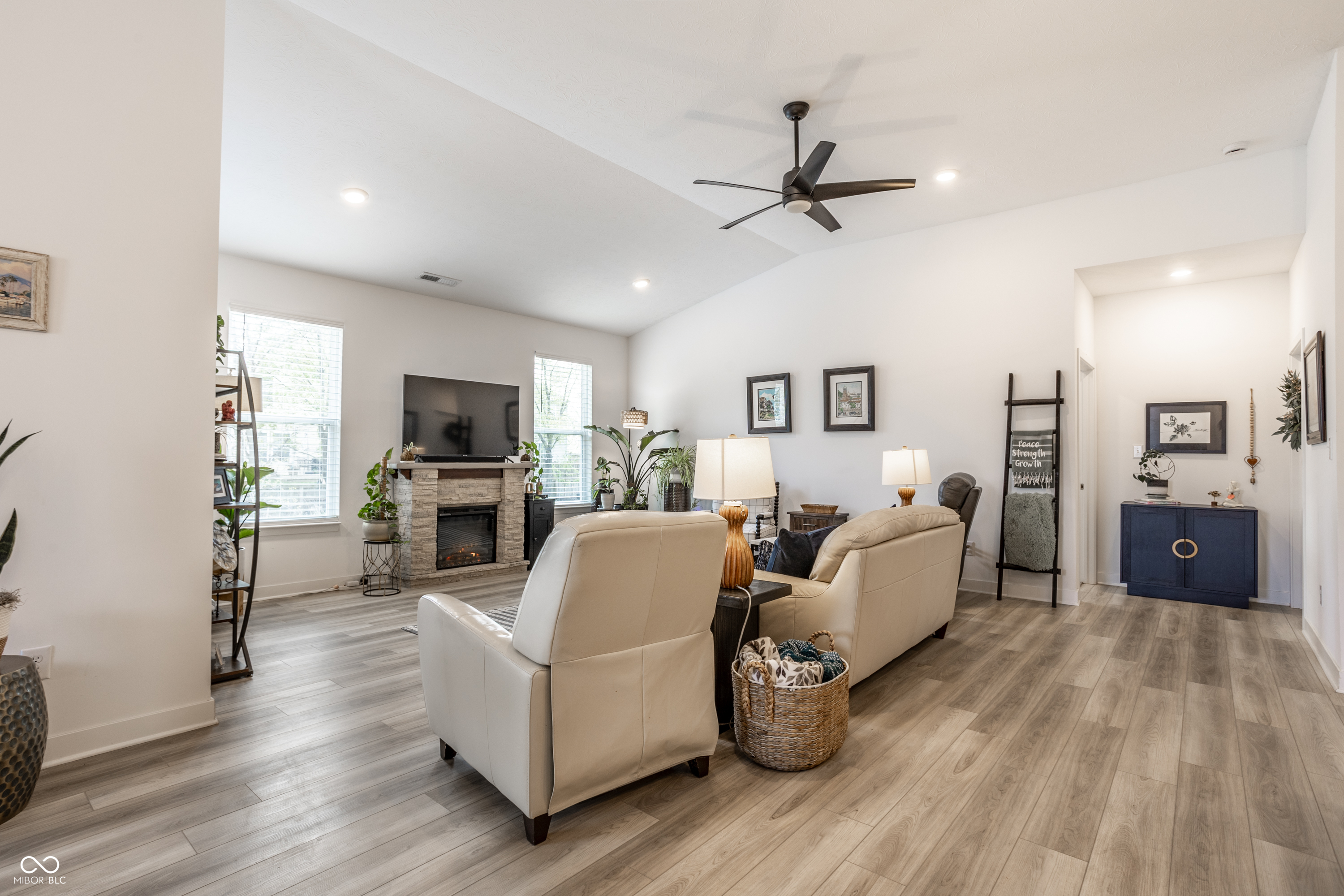 8398 Hulton Road Pendleton, IN 46064 - Photo 9 of 28