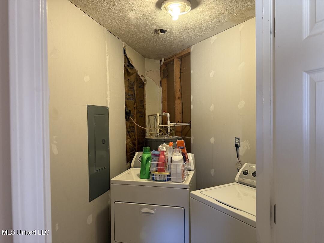 69 Buster Shaw Road Lumberton, MS 39455 - Photo 12 of 22 IMG_3482