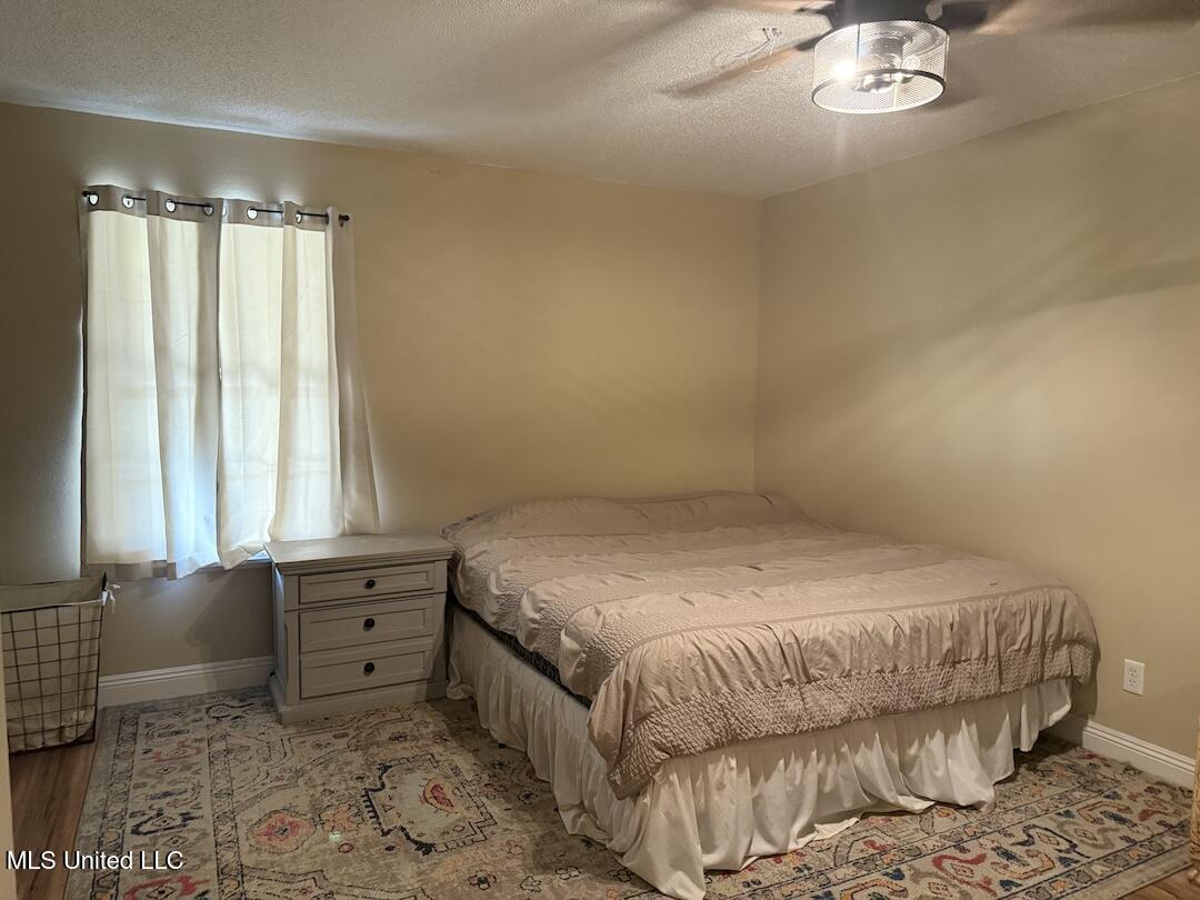 69 Buster Shaw Road Lumberton, MS 39455 - Photo 4 of 22 IMG_3471