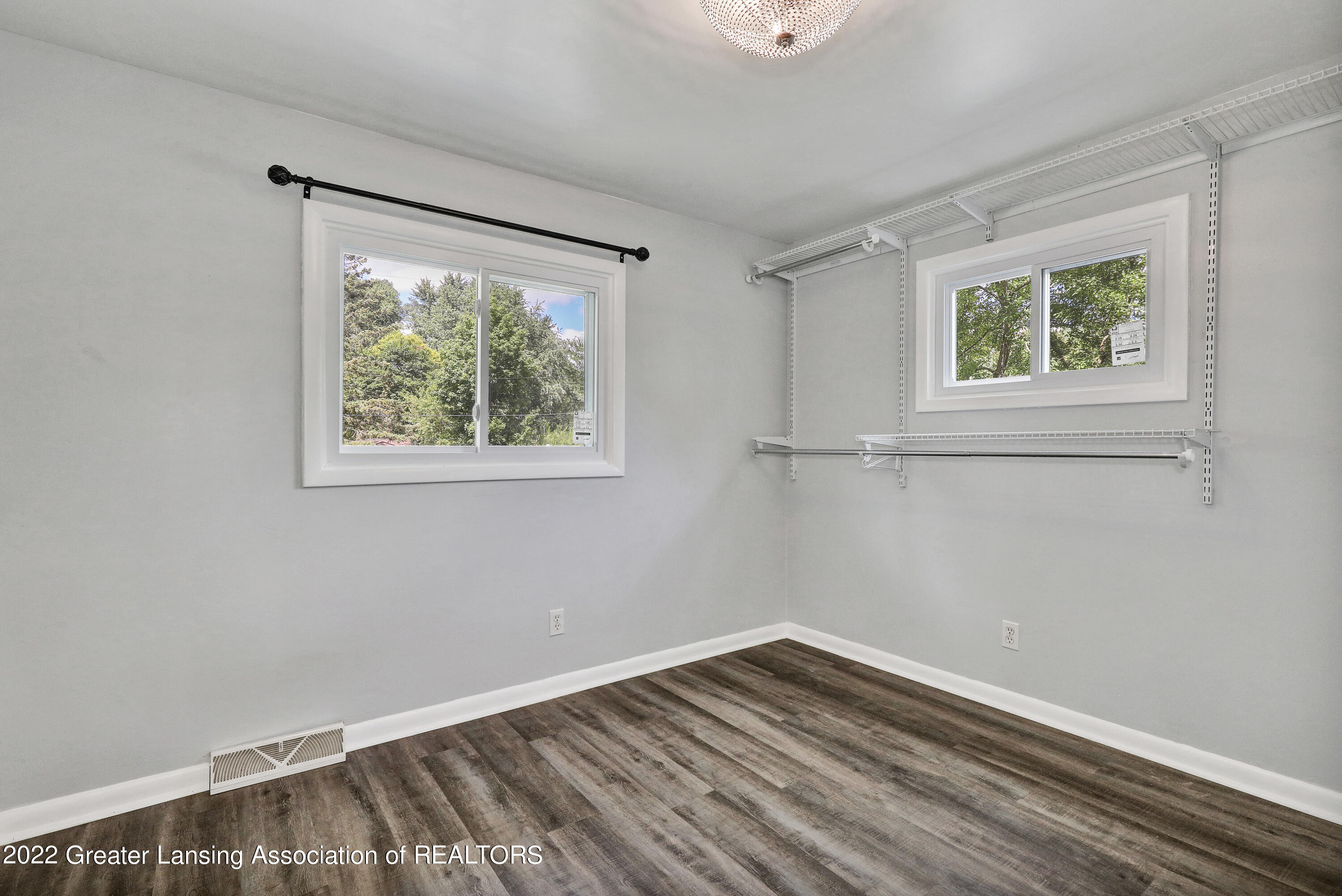 3019 Risdale Avenue Lansing, MI 48911 - Photo 20 of 39 9I3A5481