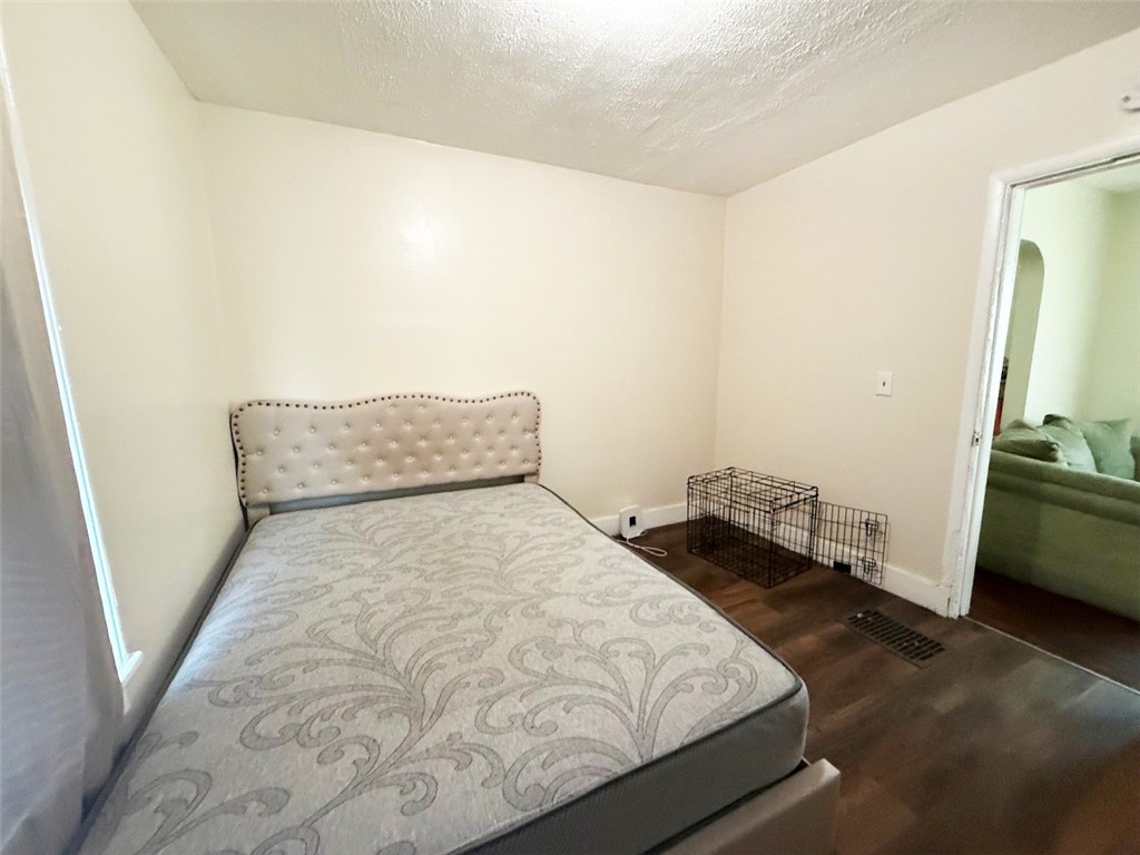 690 Seward Street Rochester, NY 14611 - Photo 11 of 30