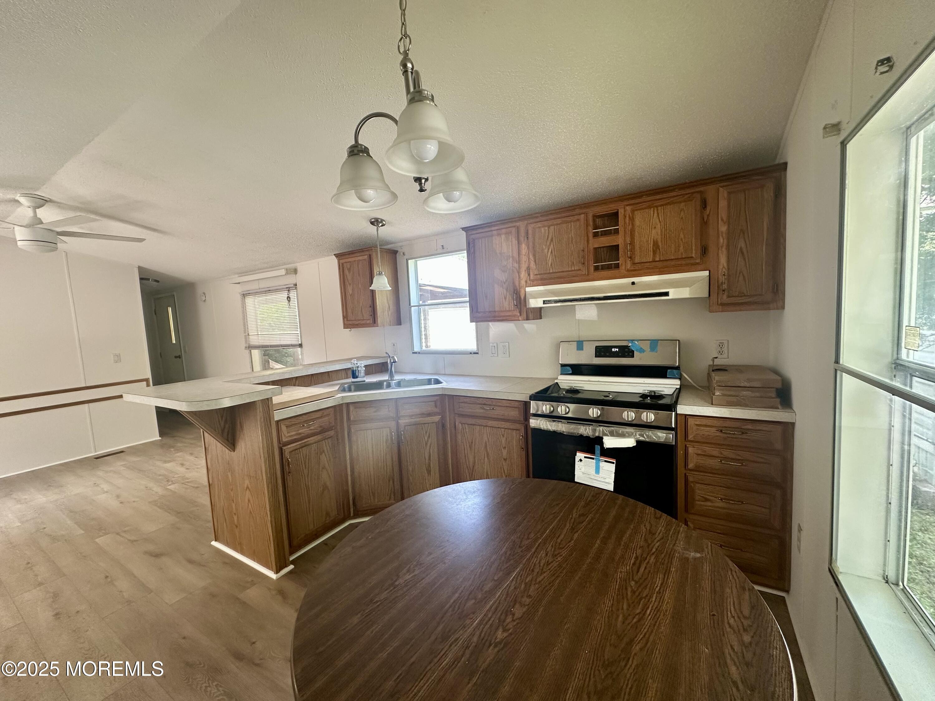 11 B Trail Brick, NJ 08724 - Photo 11 of 24 Eat in Kitchen