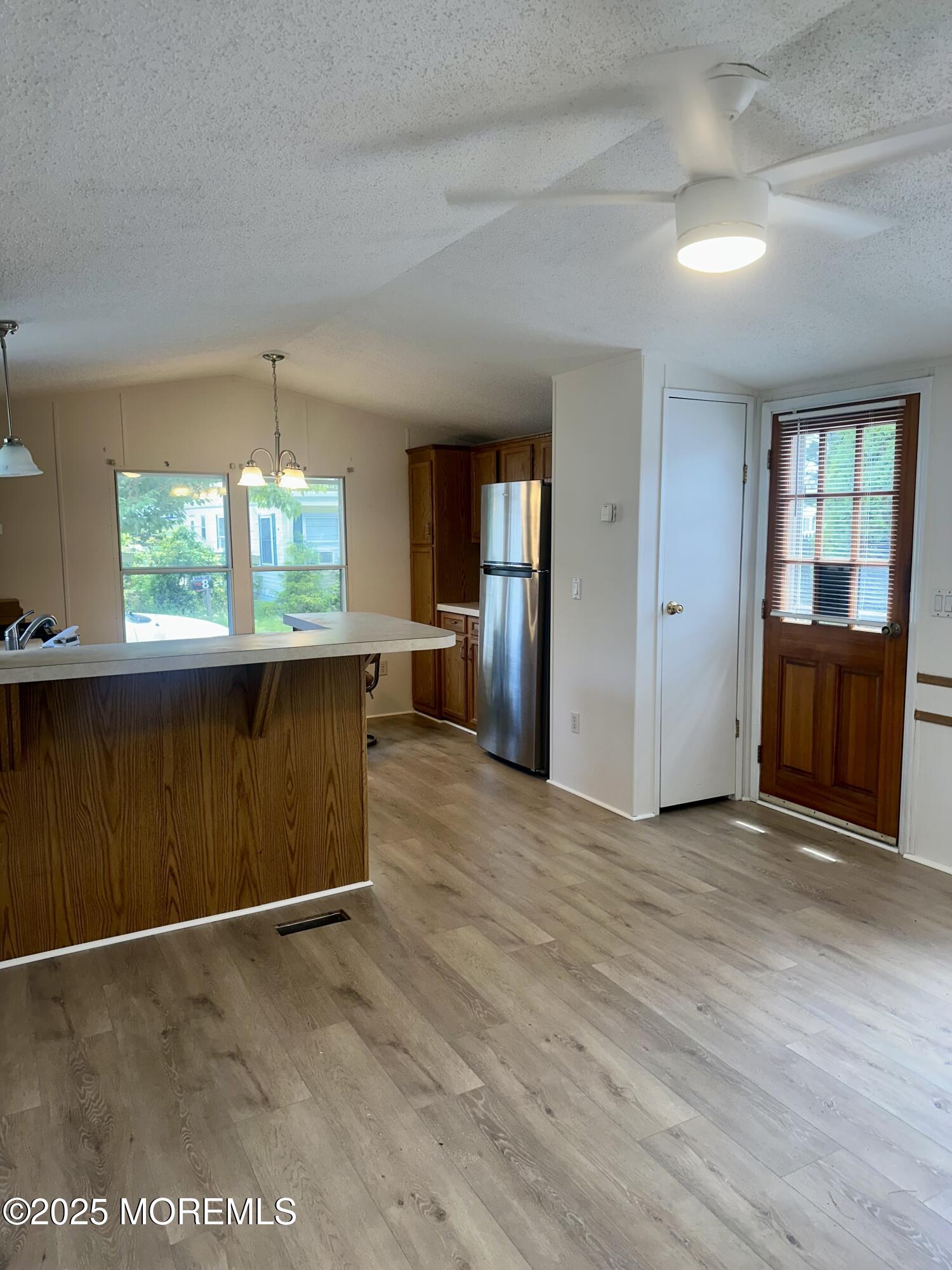 11 B Trail Brick, NJ 08724 - Photo 8 of 24 Living Room