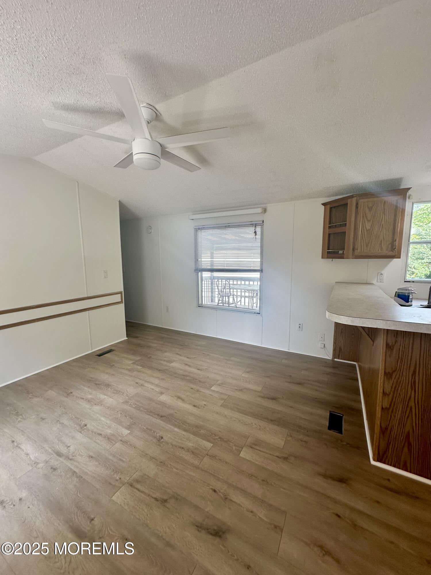 11 B Trail Brick, NJ 08724 - Photo 10 of 24 Living Room