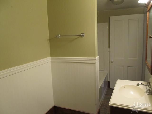 403 North 7th Street Decatur, IN 46733 - Photo 7 of 13
