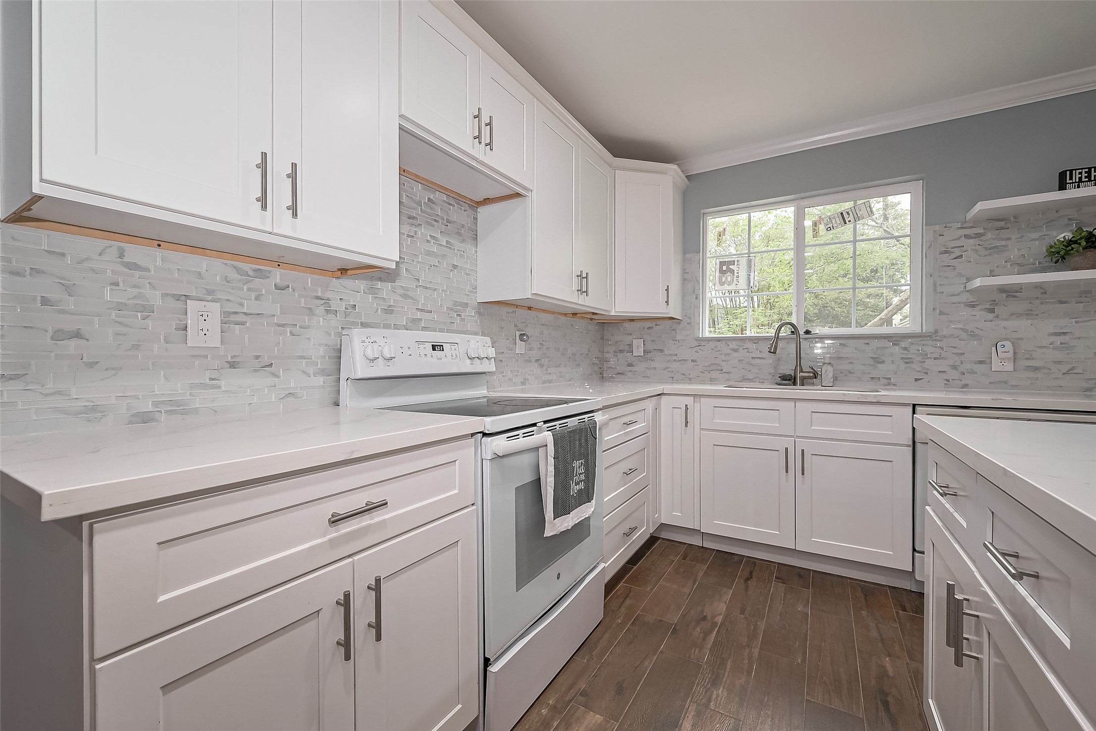 1425 Confederate Road Houston, TX 77055 - Photo 16 of 34