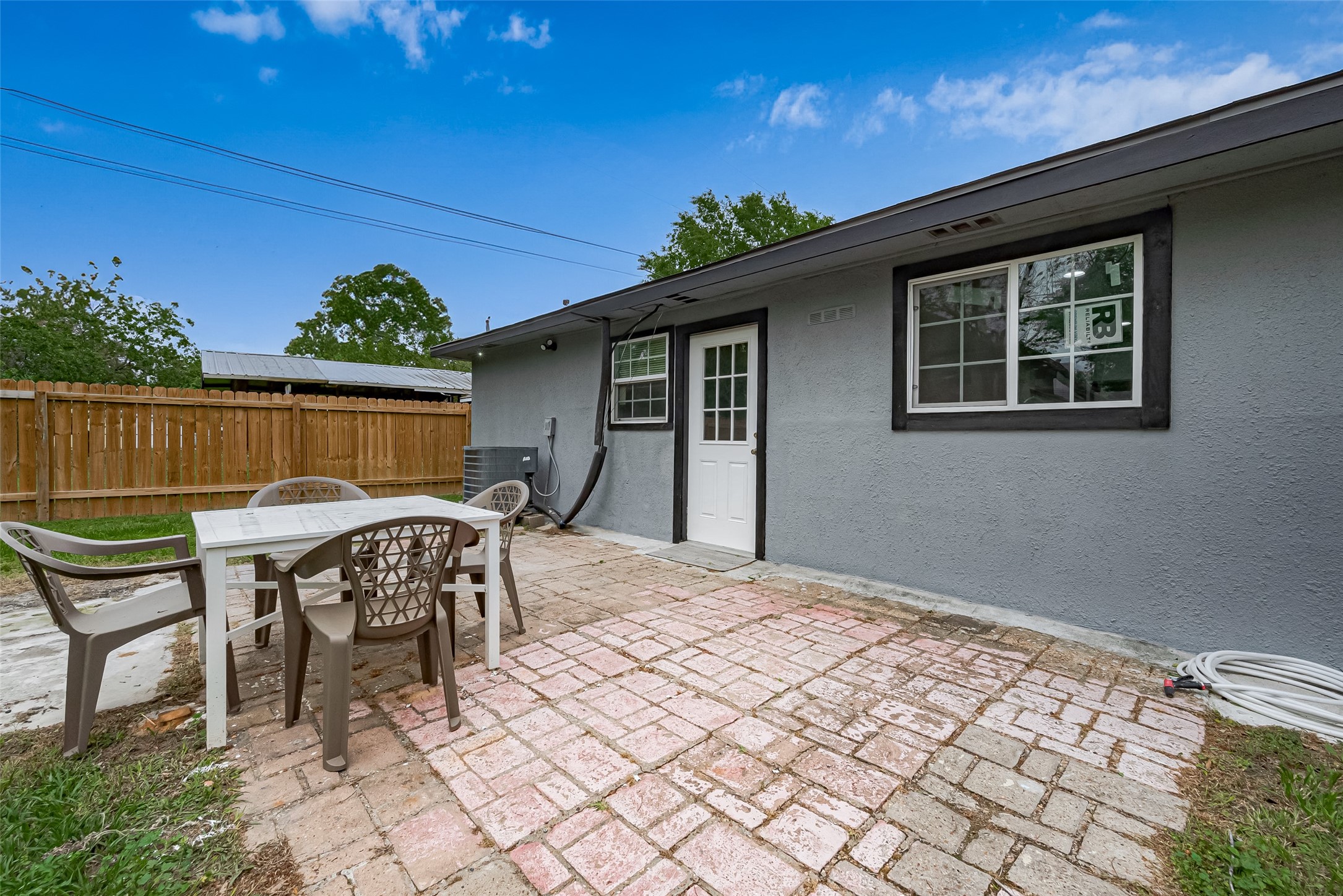 1425 Confederate Road Houston, TX 77055 - Photo 31 of 34