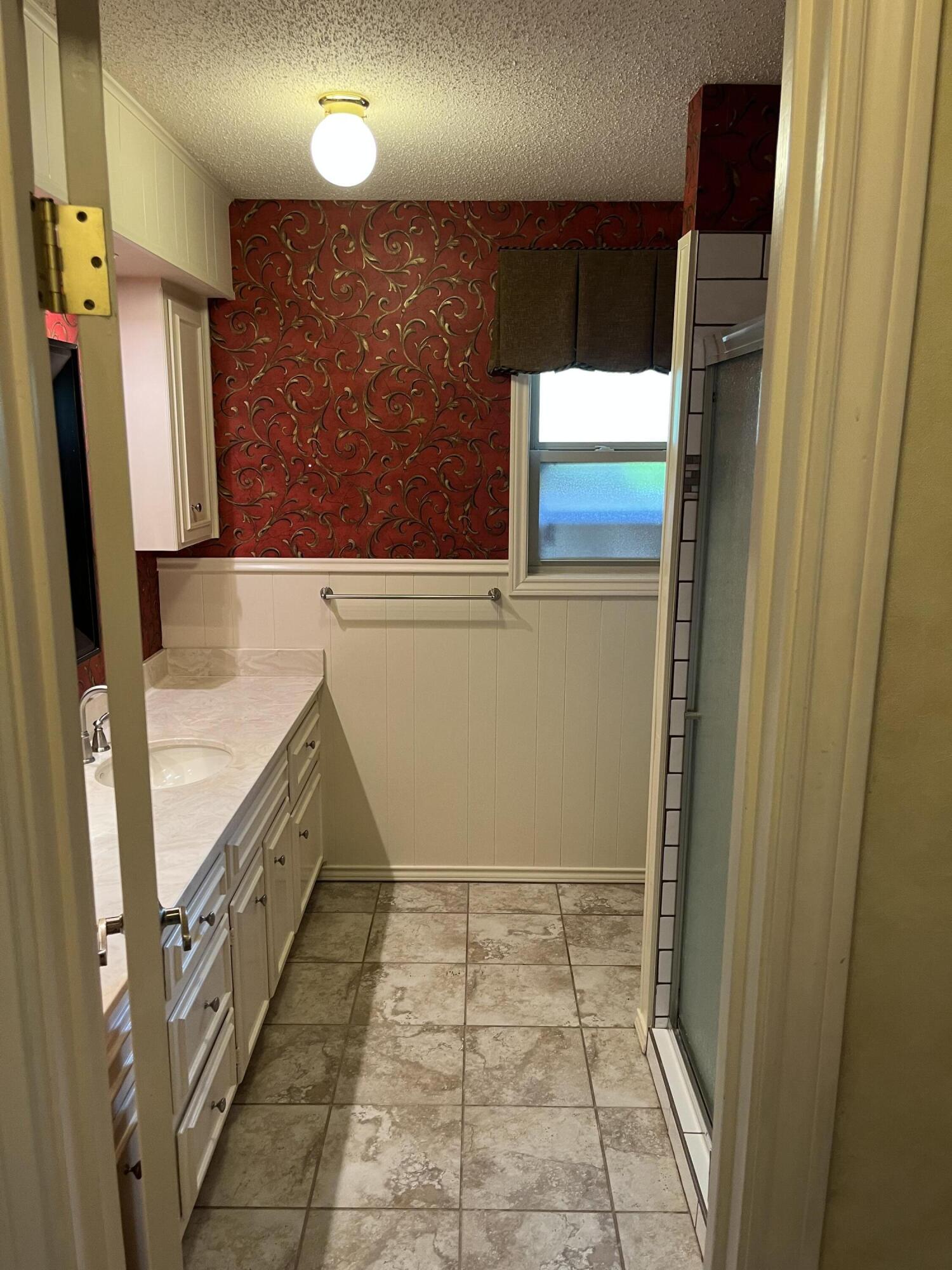 3702 69th Street Lubbock, TX 79413 - Photo 25 of 32 IMG_8641
