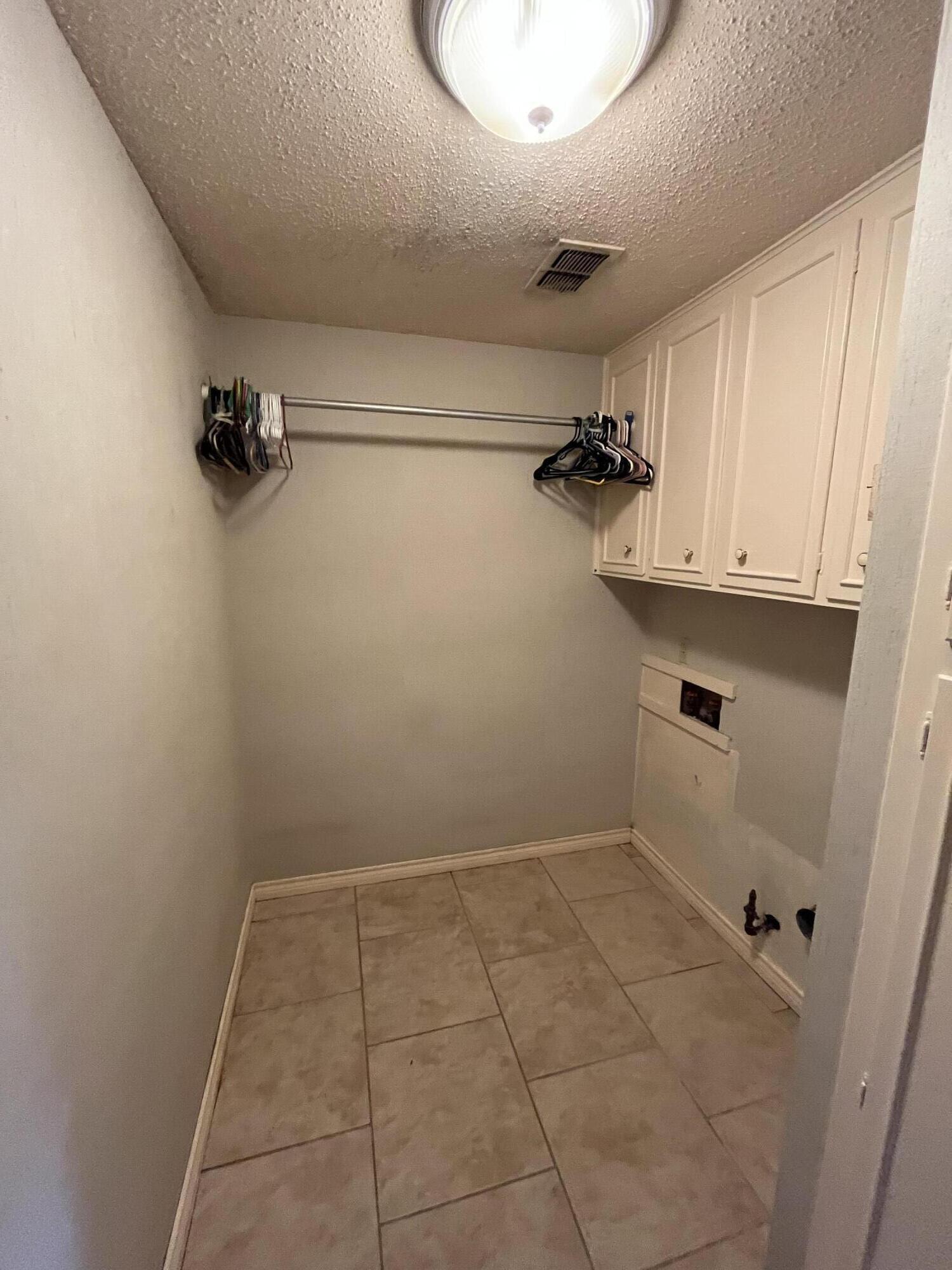 3702 69th Street Lubbock, TX 79413 - Photo 32 of 32 IMG_8673