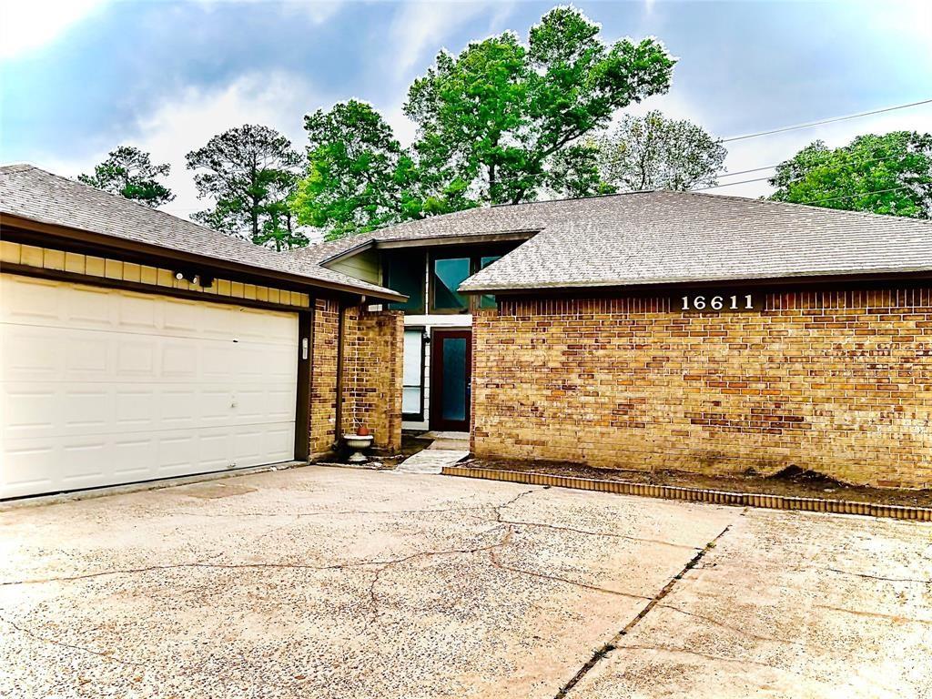 16611 North Quadrant Ct  