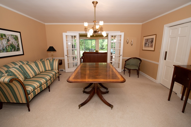 1443 Ridgedale Road South Bend, IN 46614 - Photo 4 of 33 Gallery Image 4