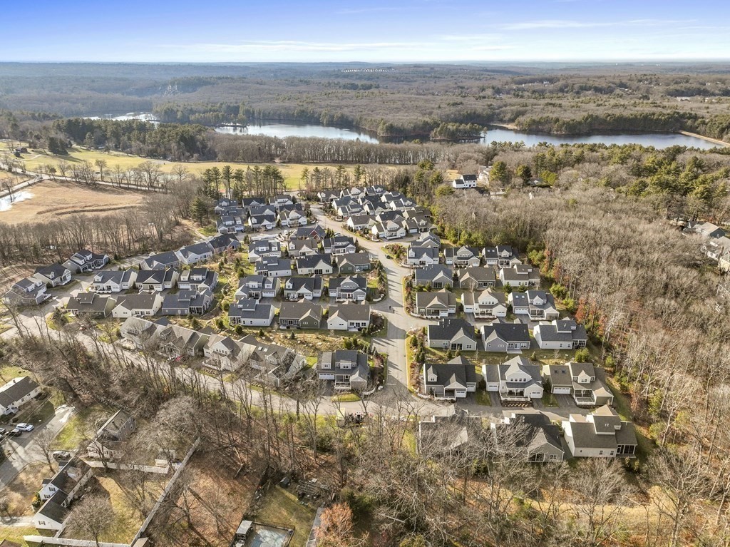 34 Lantern Way, Unit 34 Ashland, MA 01721 - Photo 27 of 30 a view of city and ocean