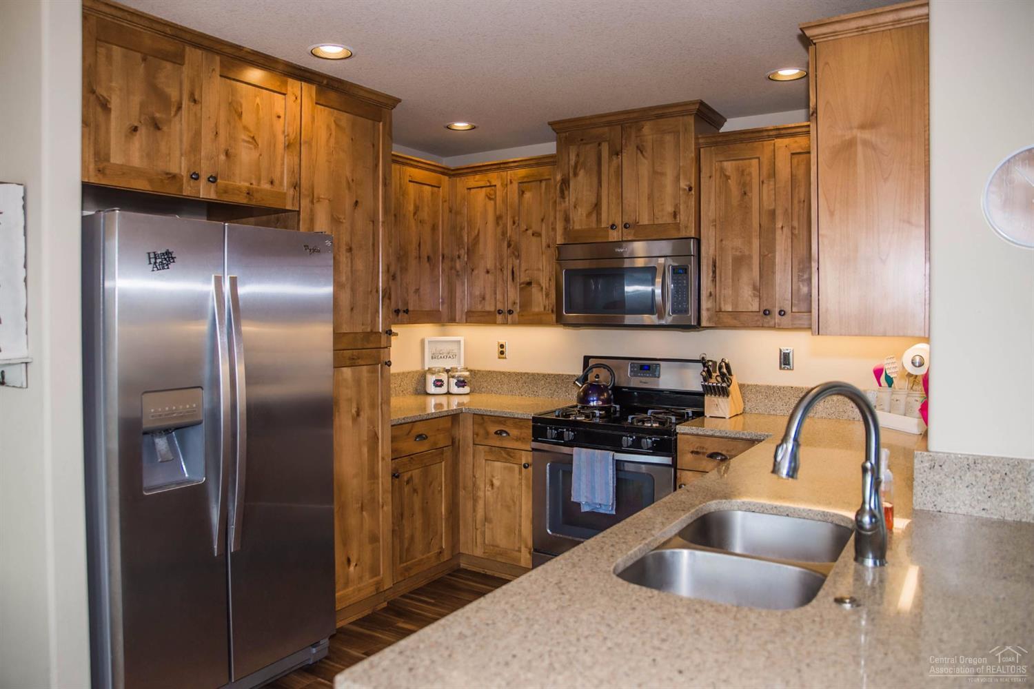 20240 Badger Road Bend, OR 97702 - Photo 2 of 25 Additional Photo