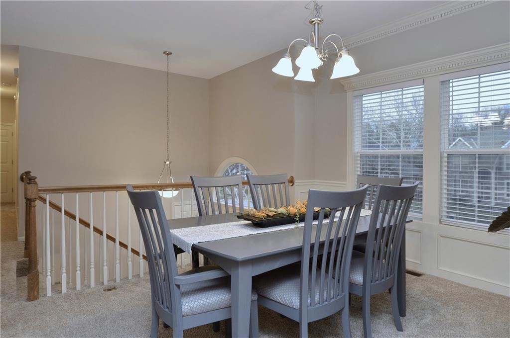 964 Wellington Way Liberty, MO 64068 - Photo 3 of 44