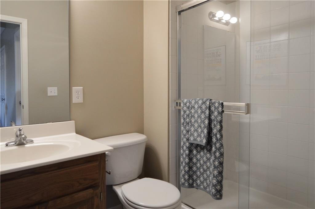 964 Wellington Way Liberty, MO 64068 - Photo 32 of 44