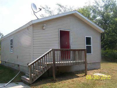 1590 Parmenter Road Corunna, MI 48817 - Photo 2 of 13 20121132-1.JPG