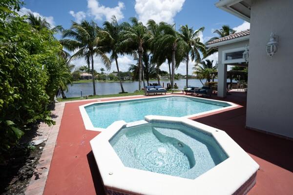 576 Northwest 120th Drive Coral Springs, FL 33071 - Photo 10 of 23