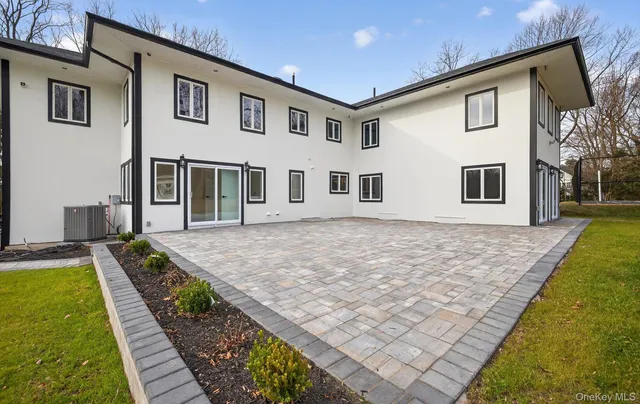 a view of a tennis court