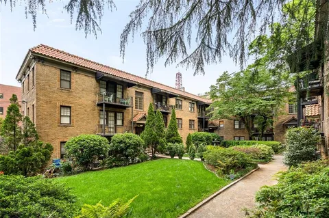 $295,000 | 677 Somerset Terrace Northeast, Unit 5D, Atlanta, GA 30306