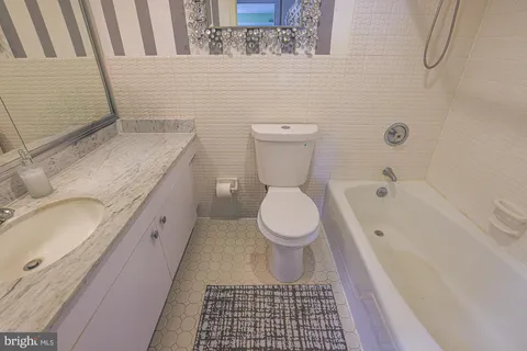 $74,900 | 6210 Park Heights Avenue, Unit 905, Baltimore, MD 21215