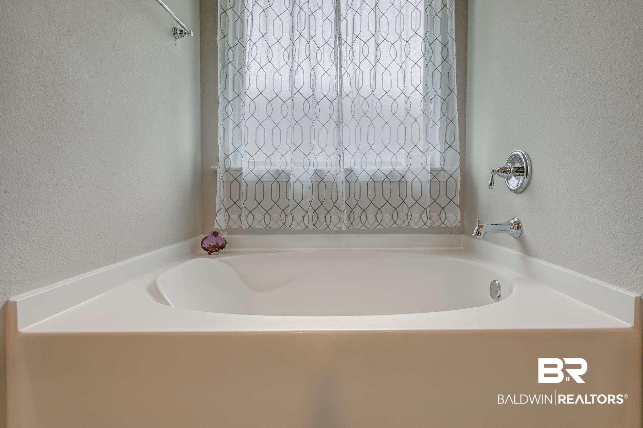 13073 Sanderling Loop Daphne, AL 36527 - Photo 23 of 49 Primary Bathroom