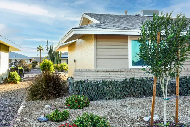 $2,200 | 14801 North Agua Fria Drive, Sun City, AZ 85351