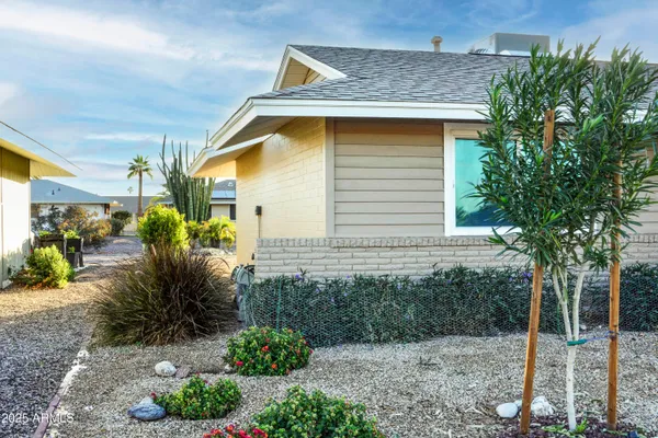 $2,100 | 14801 North Agua Fria Drive, Sun City, AZ 85351