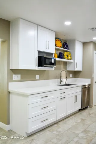 $2,200 | 14801 North Agua Fria Drive, Sun City, AZ 85351