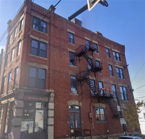 $1,250 | 4521 Butler Street, Unit 2A, Pittsburgh, PA 15201