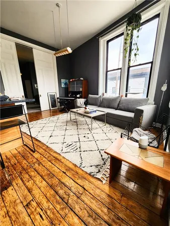 $1,250 | 4521 Butler Street, Unit 2A, Pittsburgh, PA 15201