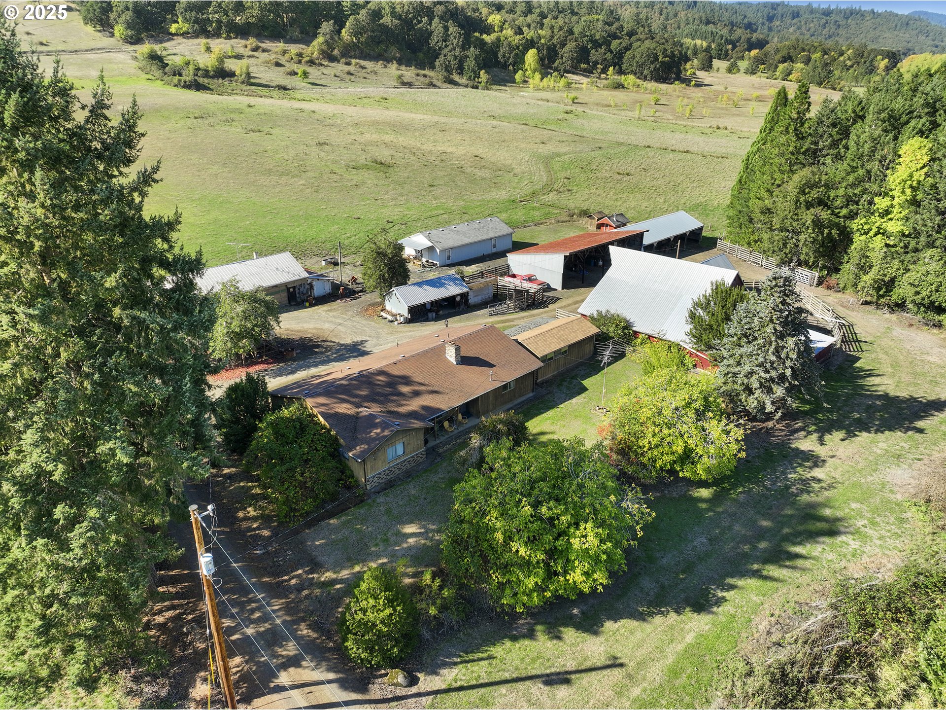 17300 Southwest Muddy Valley Road McMinnville, OR 97128 - Photo 4 of 31 Gallery Image 4