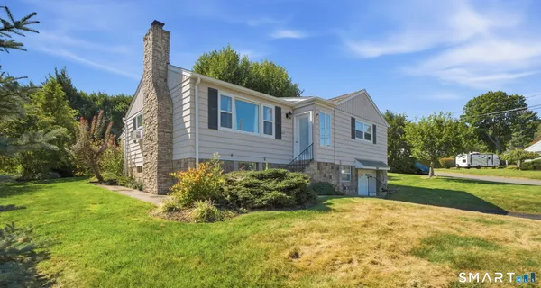 $330,000 | 709 Bunker Hill Avenue, Waterbury, CT 06708