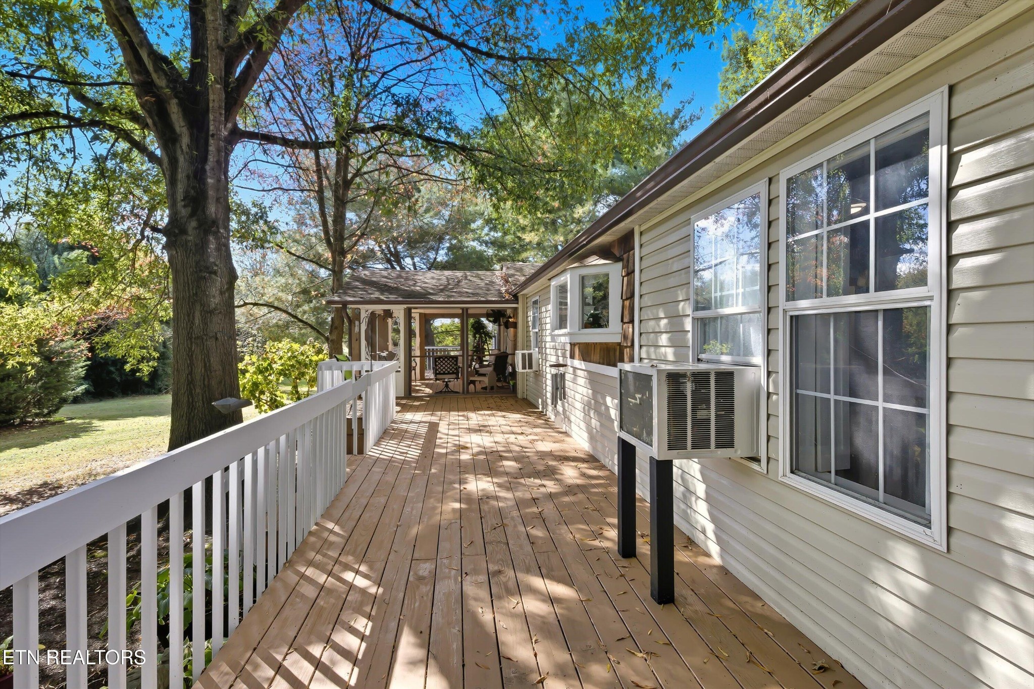 8123 Hall Road Knoxville, TN 37920 - Photo 6 of 27 Gallery Image 6