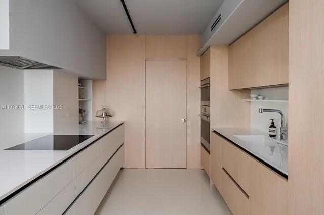 $1,750,000 | 16 Island Avenue, Unit 6E, Miami Beach, FL 33139