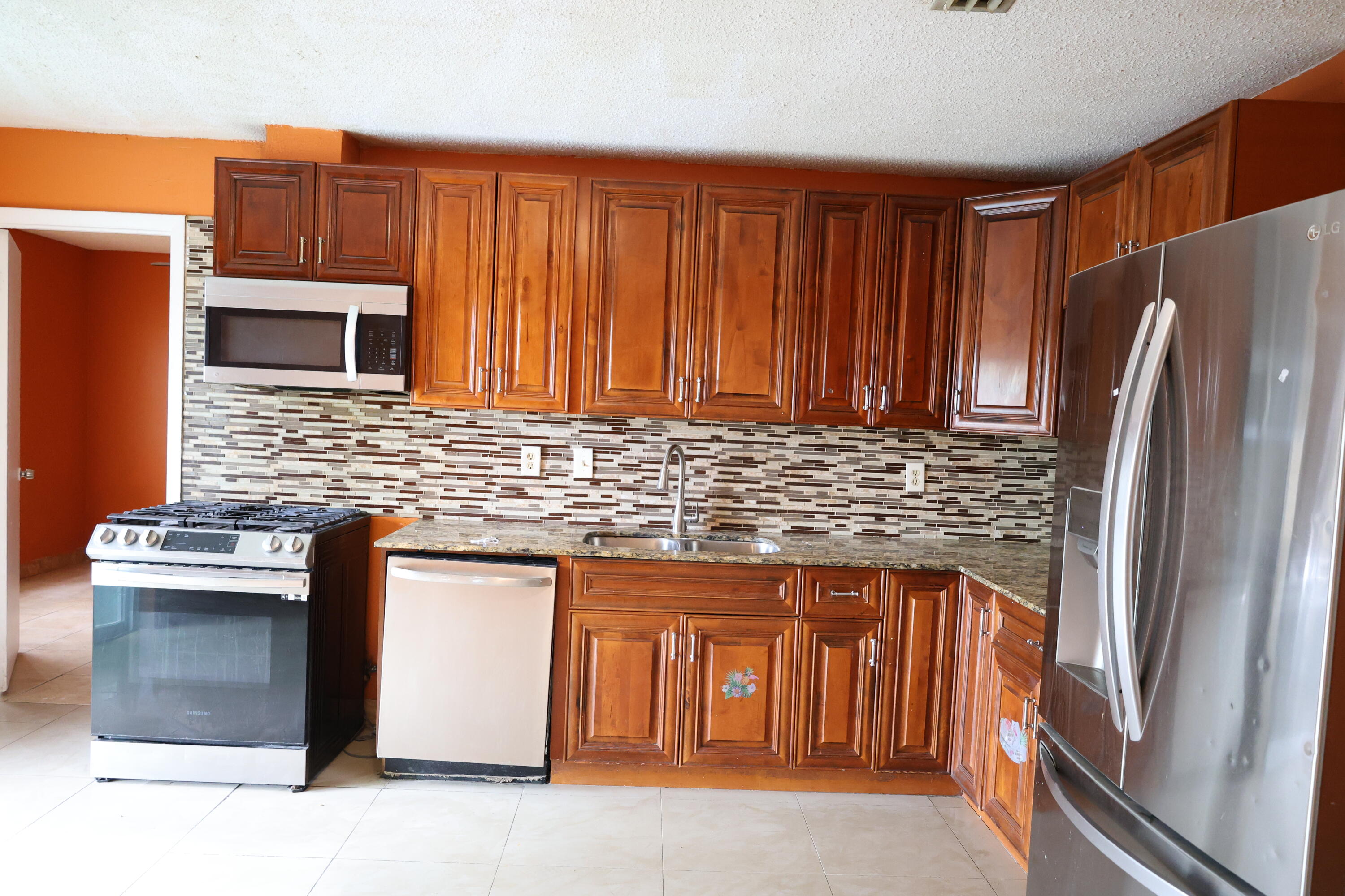 7328 Palmdale Drive Boynton Beach, FL 33436 - Photo 3 of 31 IMGL1254