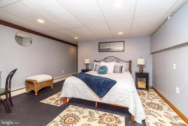 $675,000 | 326 Chestnut Lane, Ambler, PA 19002