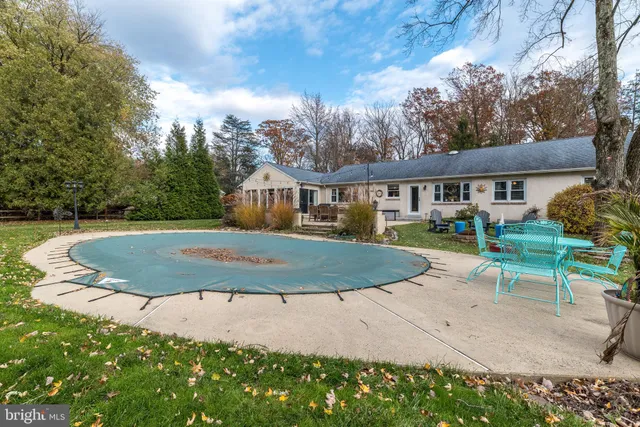 $675,000 | 326 Chestnut Lane, Ambler, PA 19002