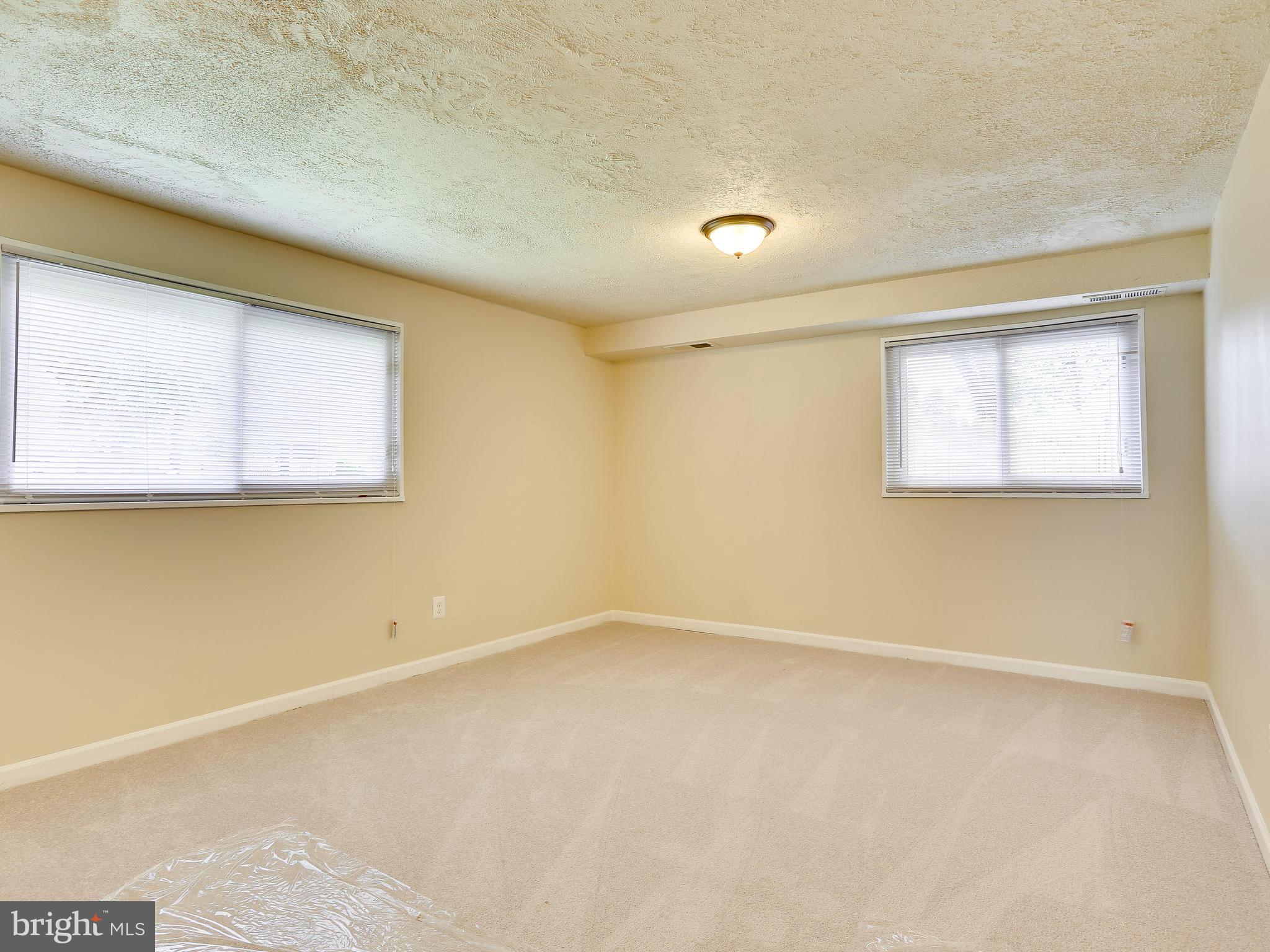 6903 Decatur Place Hyattsville, MD 20784 - Photo 14 of 30 Bedroom (Master)